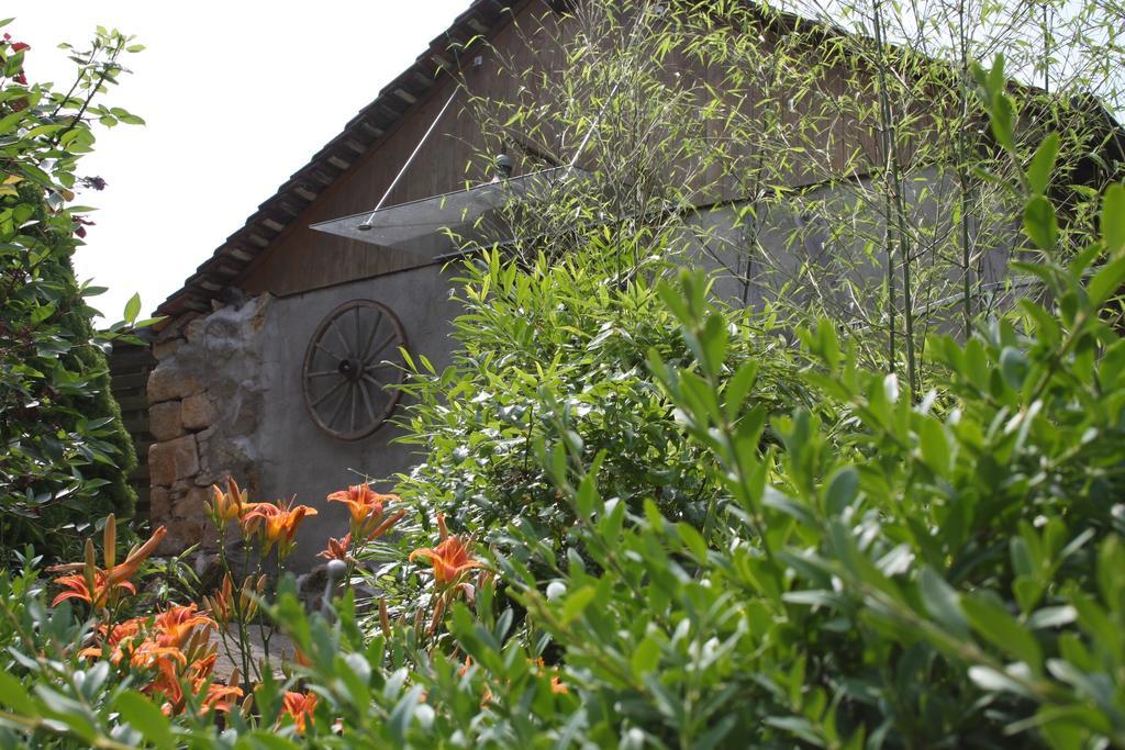 Ofenhaus Villa Murten Rom bilde